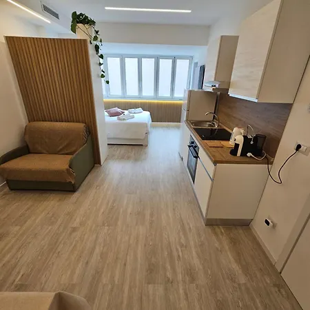 Nicolhouse 20 * Bari