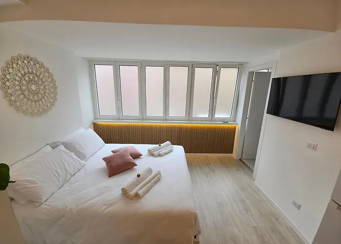 Nicolhouse 20 招待所 巴里