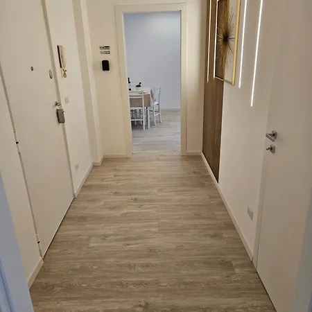 Nicolhouse 20 招待所